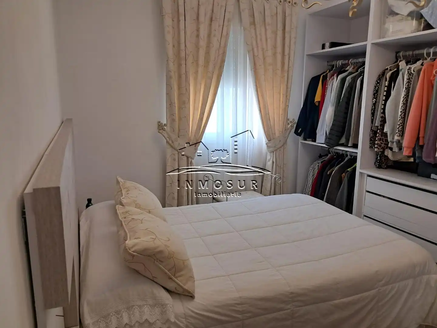 Habitación de Piso en venta en Lucena con Trastero y Amueblado