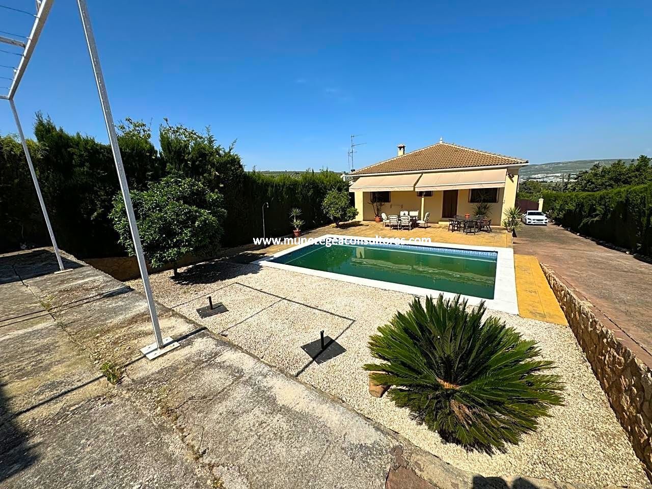 Exterior view of House or chalet for sale in Lucena  with Air Conditioner, Private garden and Terrace