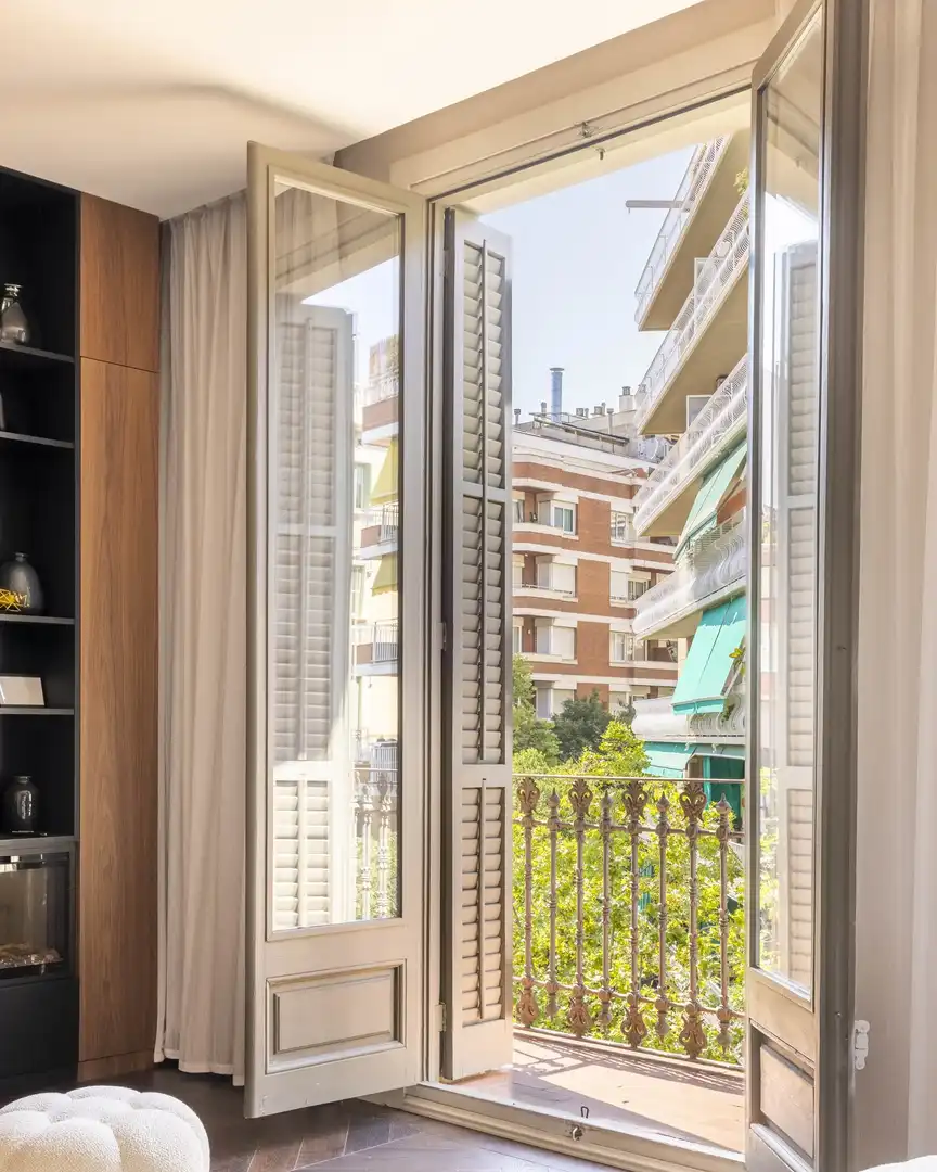 Appartamento con terrazza in vendita a Carrer de la Diputació, imagen 8