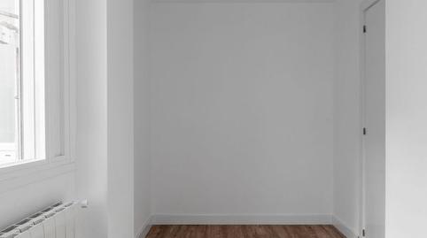 Photo 2 of Flat for sale in Calle Pico de Los Artilleros, Vinateros,  Madrid Capital