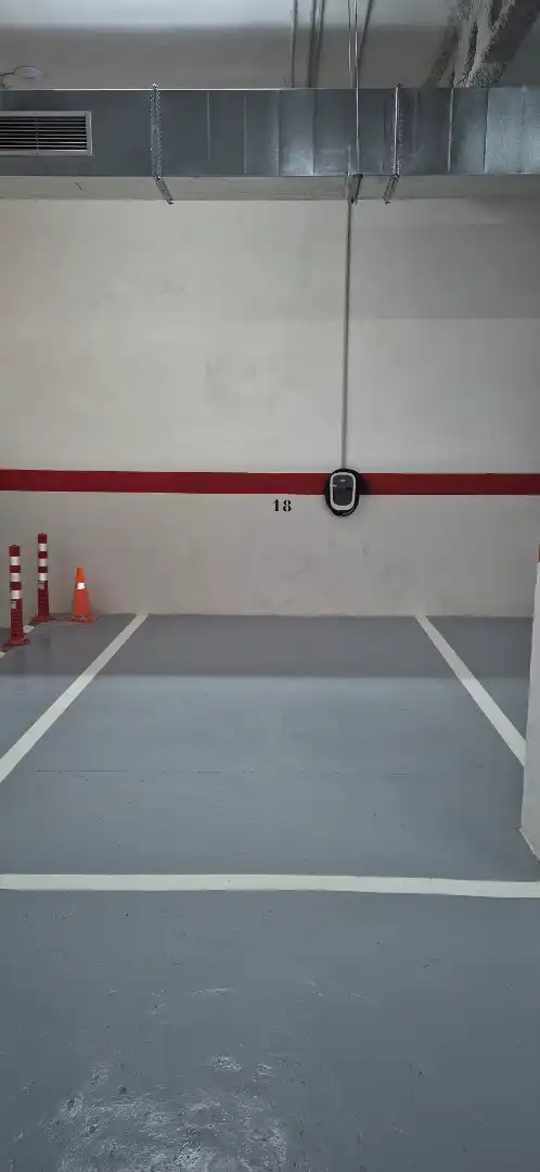 Parking of Garage for rent in Alfafar