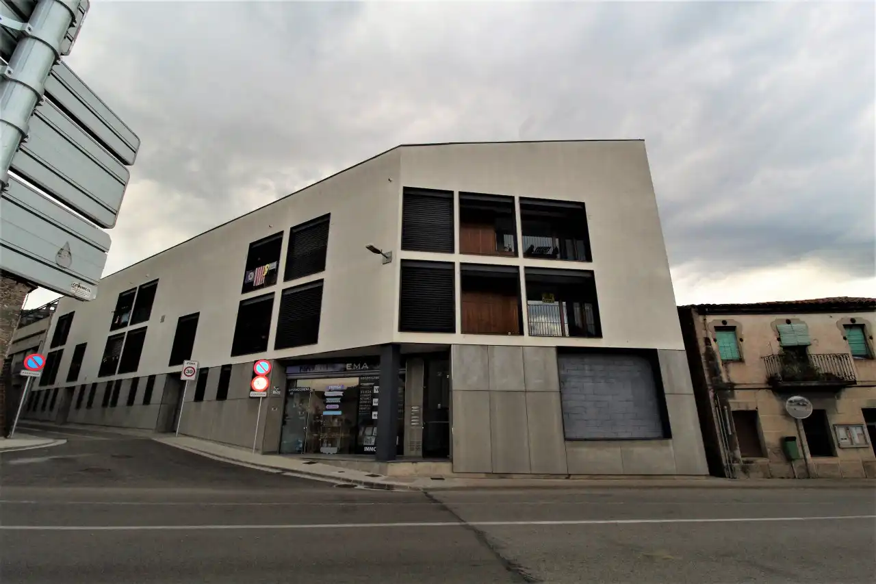 Exterior view of Garage for sale in Sant Joan Les Fonts