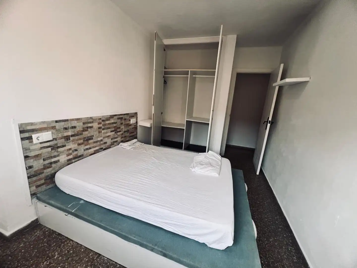 Habitación de Piso en venta en Valencia con Aire acondicionado
