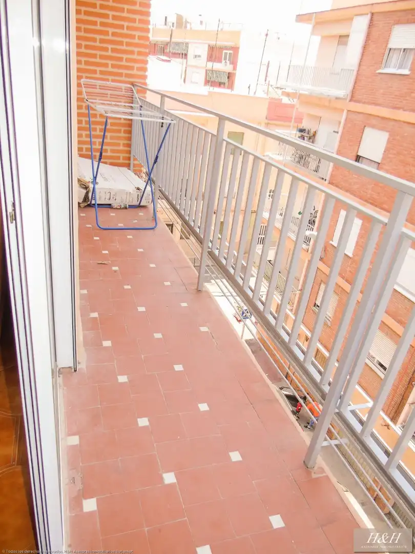 Terrassa de Pis de lloguer en Burjassot amb Balcó