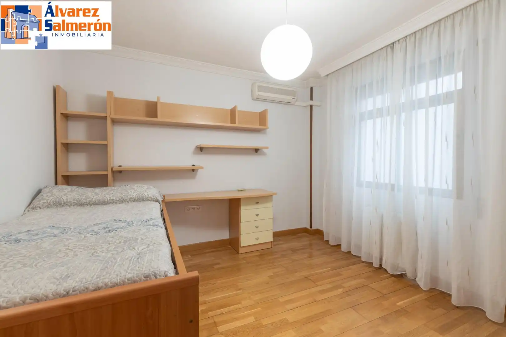 Piso en venta en Calle CARRIL DEL PICON, Centro - Sagrario