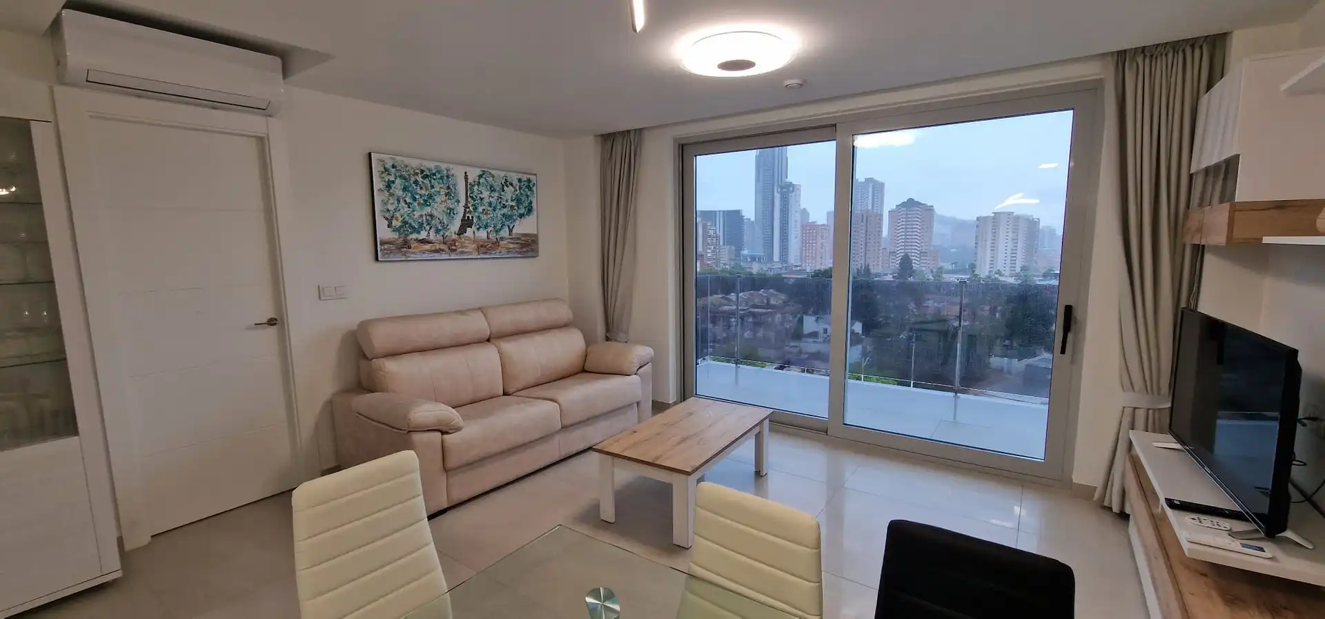 Sala d'estar de Apartament en venda en Finestrat amb Aire condicionat, Calefacció i Jardí privat
