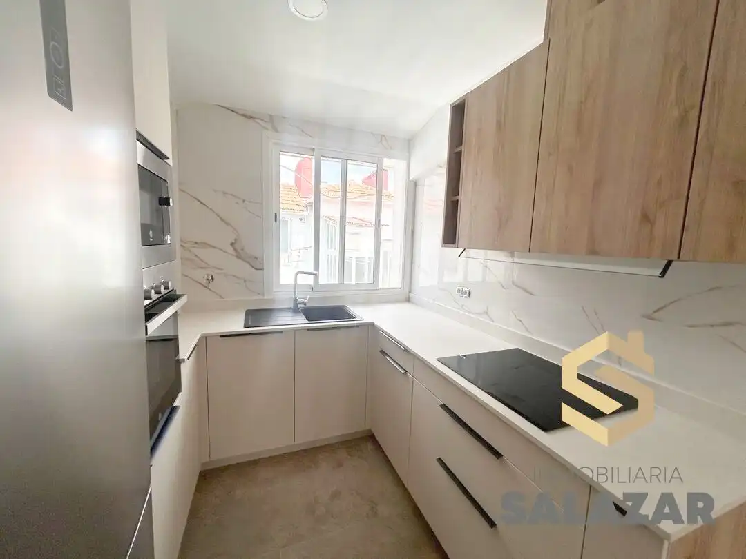 Cocina de Piso de alquiler en Bilbao  con Calefacción
