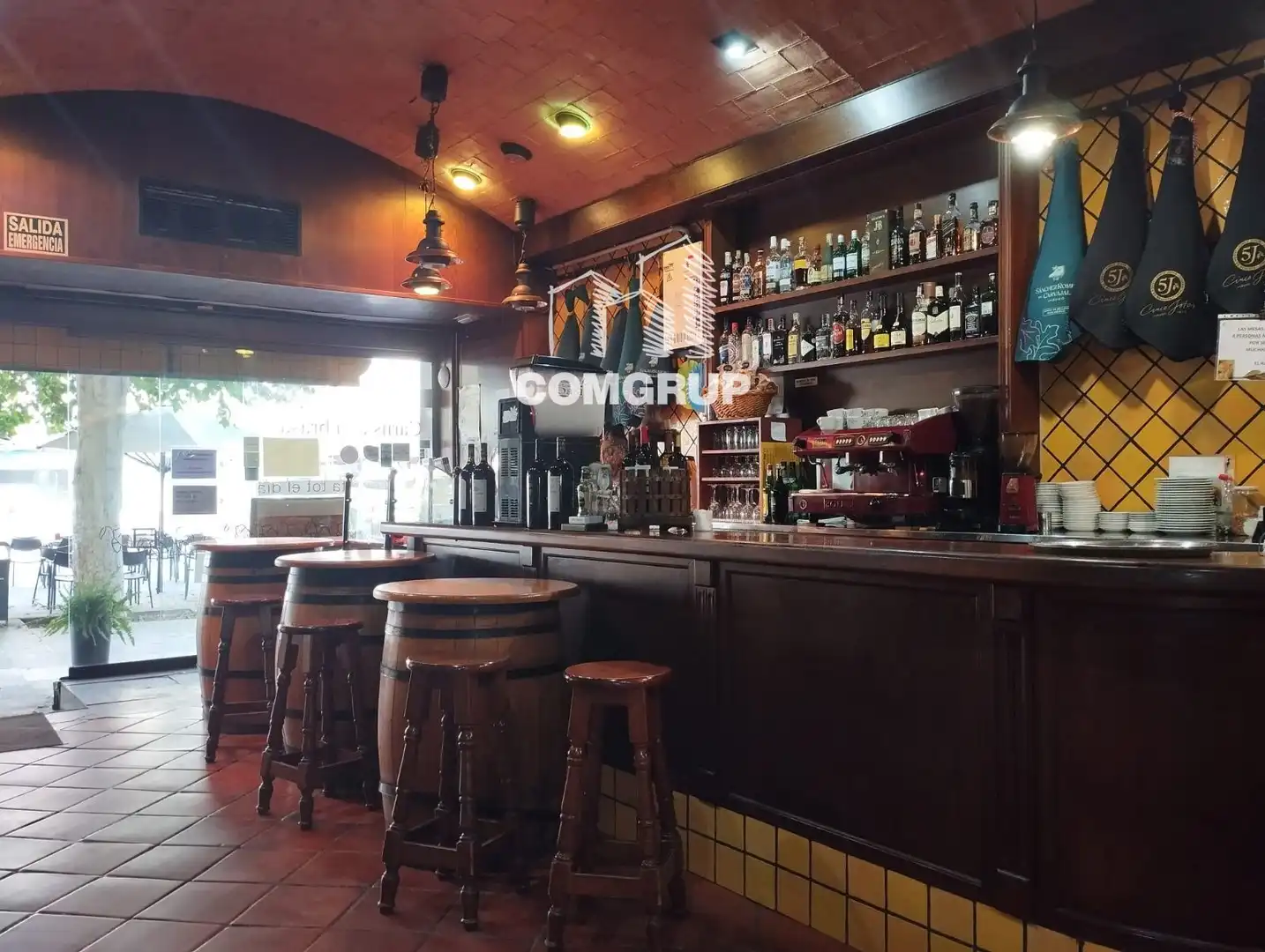 Commercial properties for transfer in Mataró  with Air Conditioner and Internet