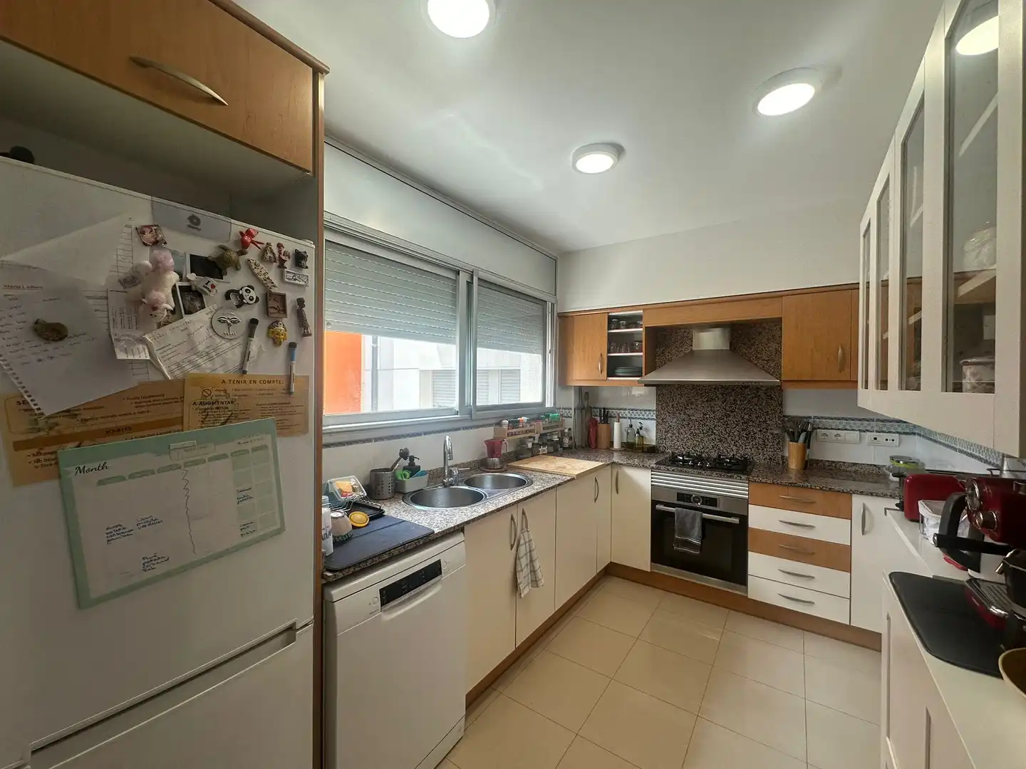 Flat for rent in Carrer de l'Hospital, Eixample - Can Bogunyà