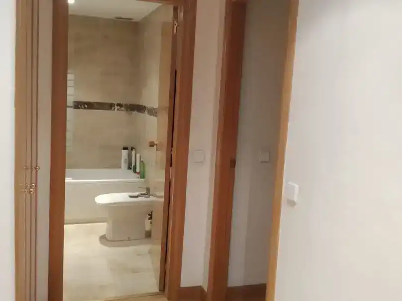 Bany de Pis en venda en Rivas-Vaciamadrid amb Piscina i Balcó