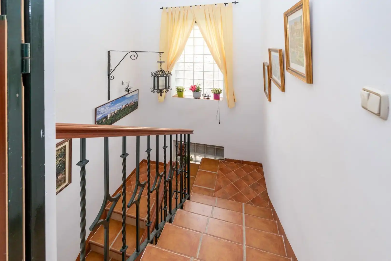 Houses for sale in Barrio de la Vega