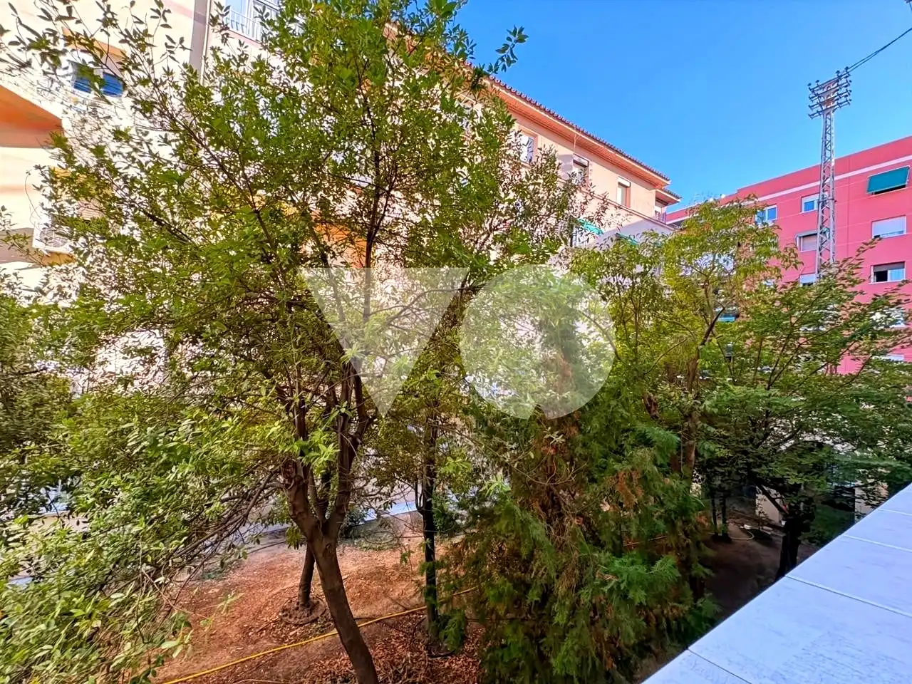 Pis amb jardí en venda a Calle Alcalá, imagen 23
