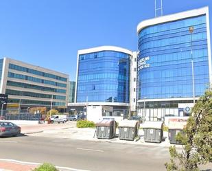 Oficina de lloguer a Avenida de la Albufera, Palomeras Sureste