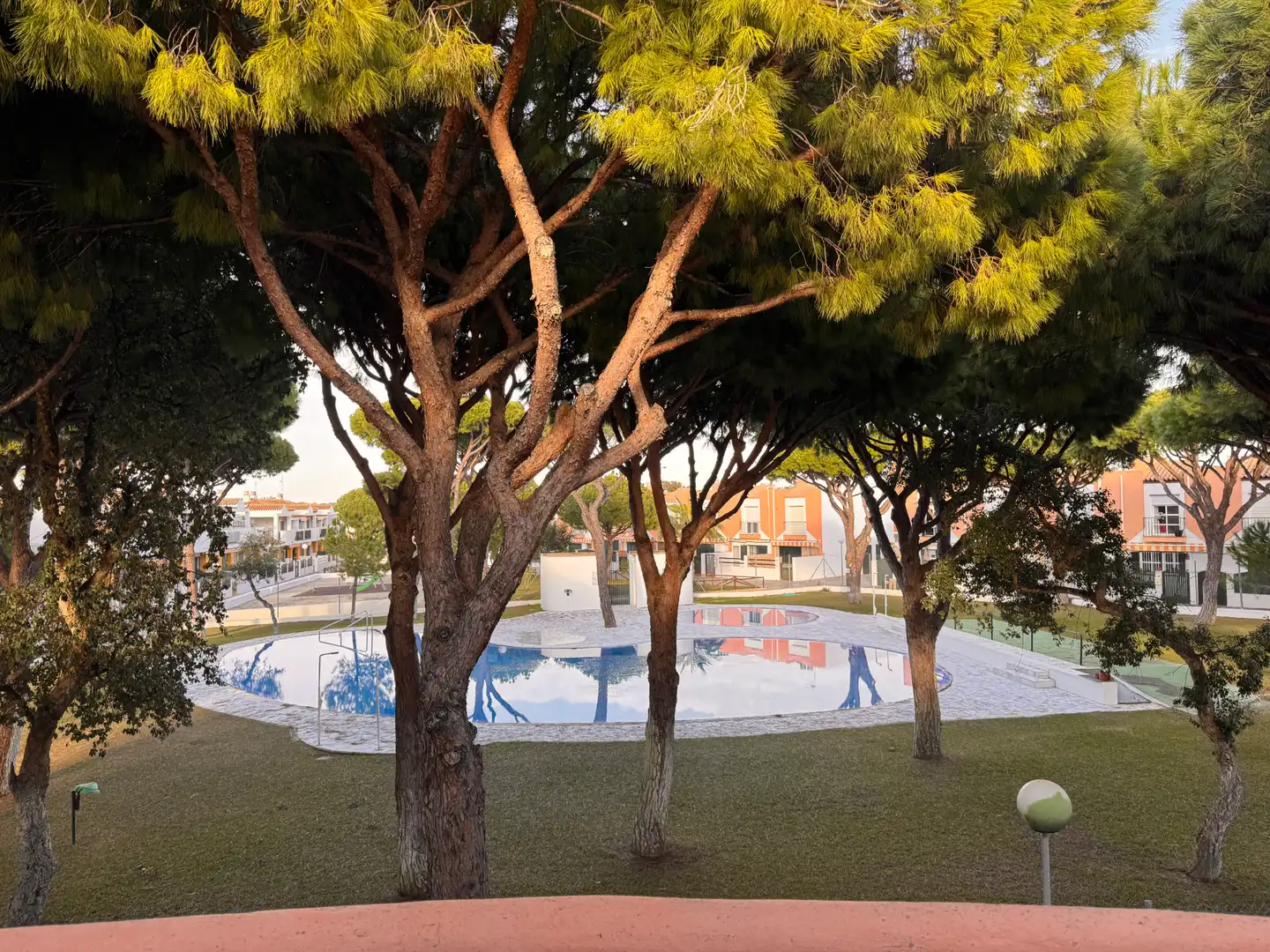 Piscina de Apartamento en venta en Chiclana de la Frontera con Aire acondicionado, Amueblado y Piscina comunitaria