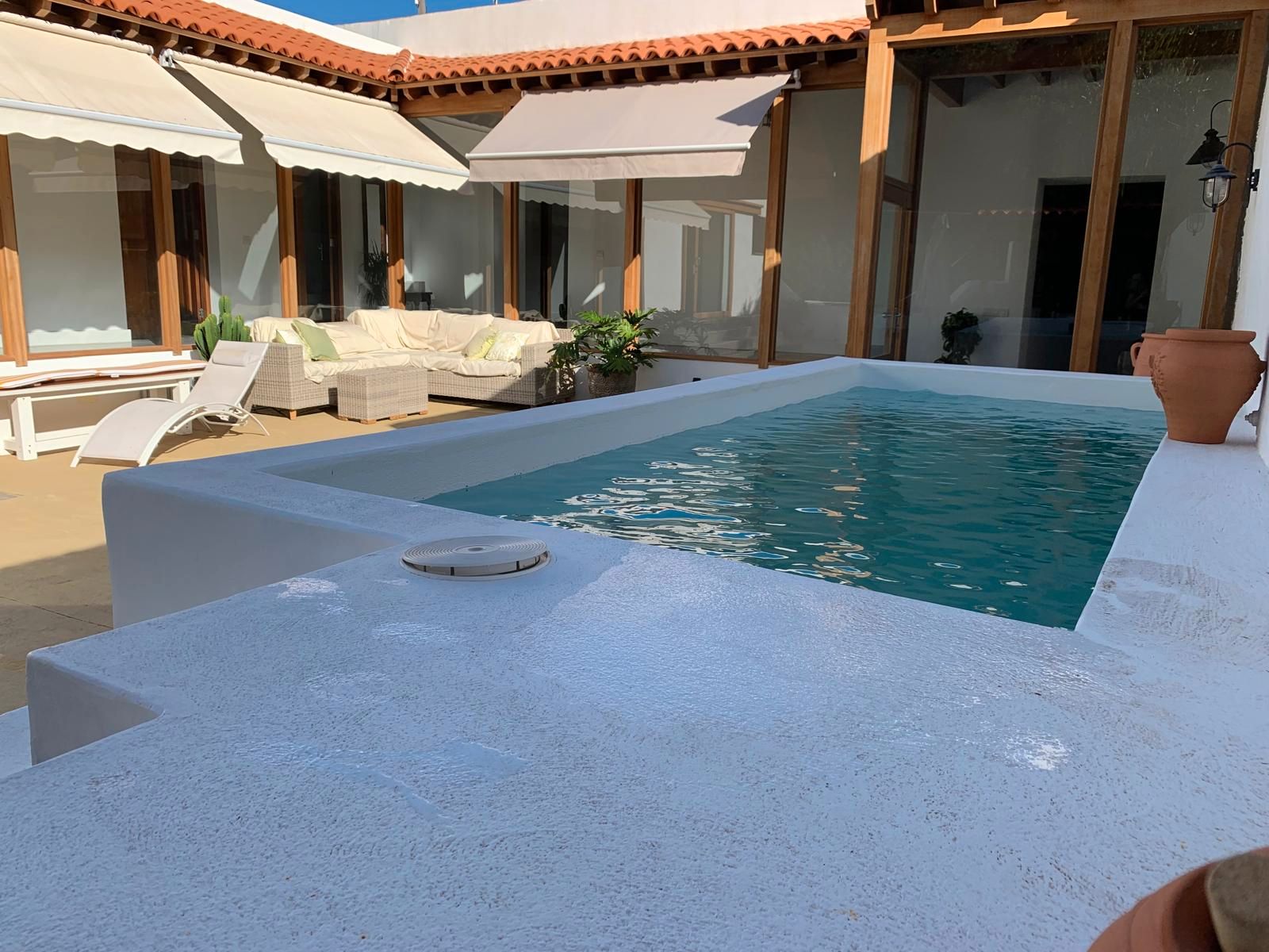 Piscina de Casa o xalet en venda en Garachico amb Jardí privat, Parquet i Terrassa