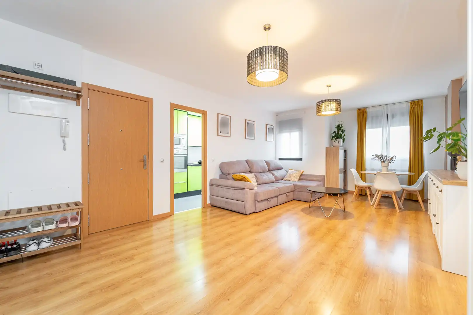 Sala de estar de Planta baja en venta en Navalcarnero con Aire acondicionado, Calefacción y Trastero