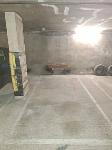 Garaje en Venta en Carrer de l'Escultor Armengol, 660 en Vallparadís - Antic Poble de Sant Pere