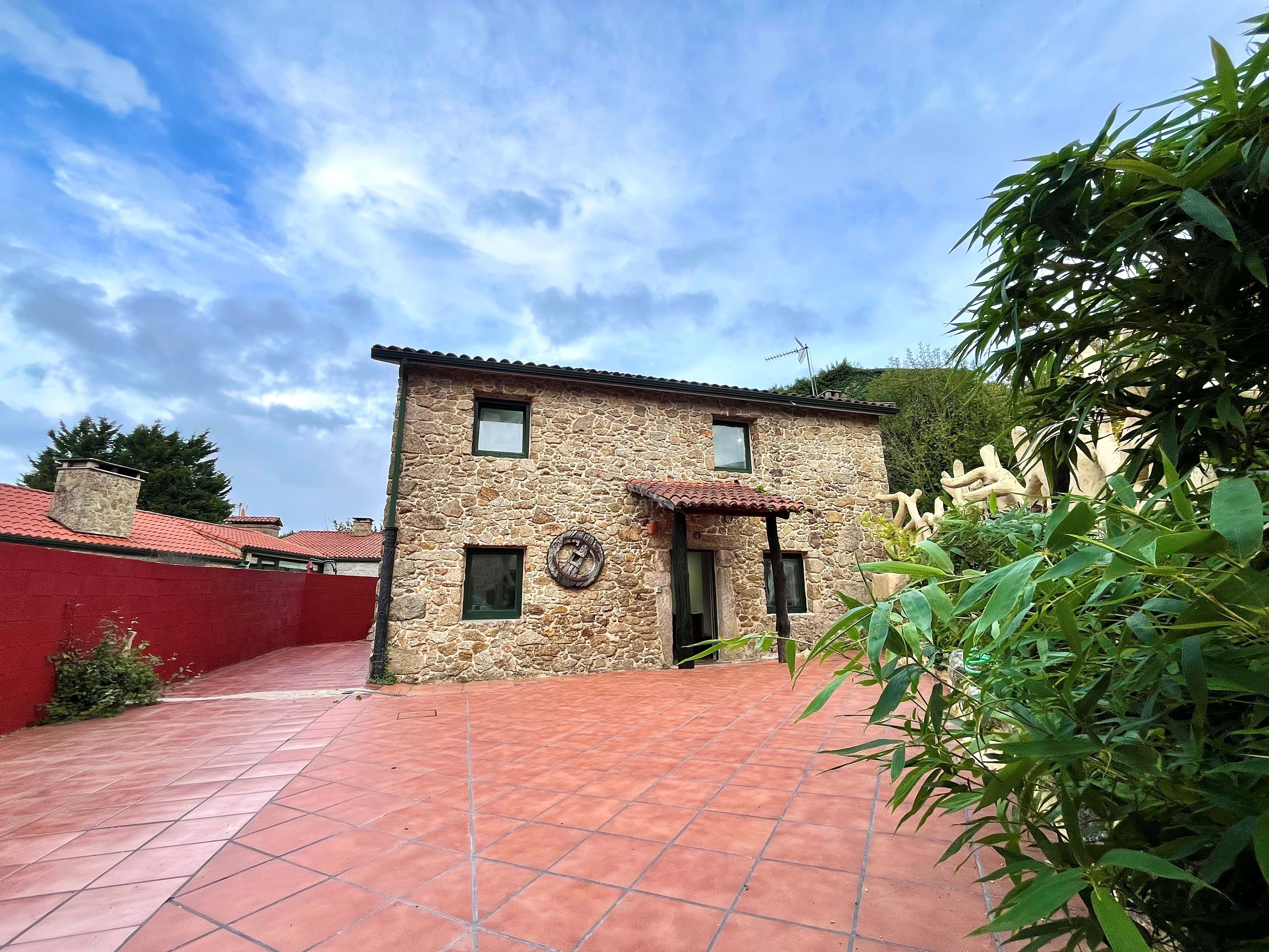 Exterior view of House or chalet for sale in Culleredo  with Heating and Terrace