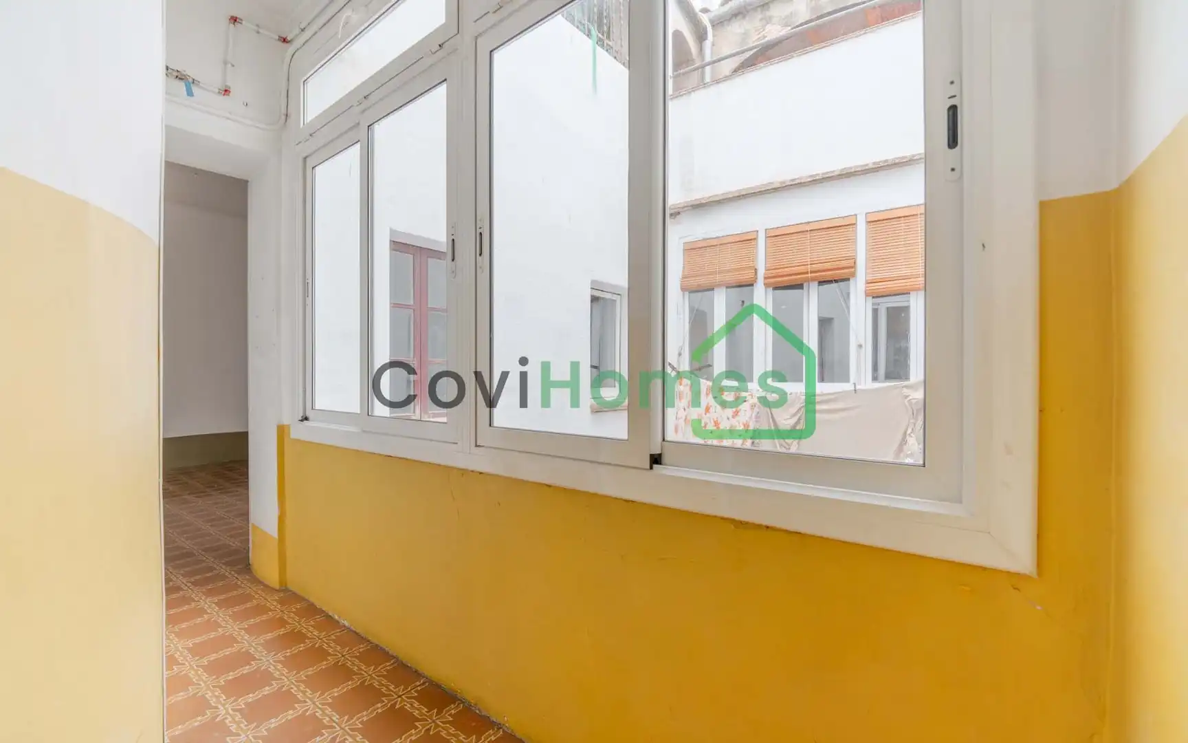 Vista exterior de Ático en venta en Girona con Trastero y Balcón