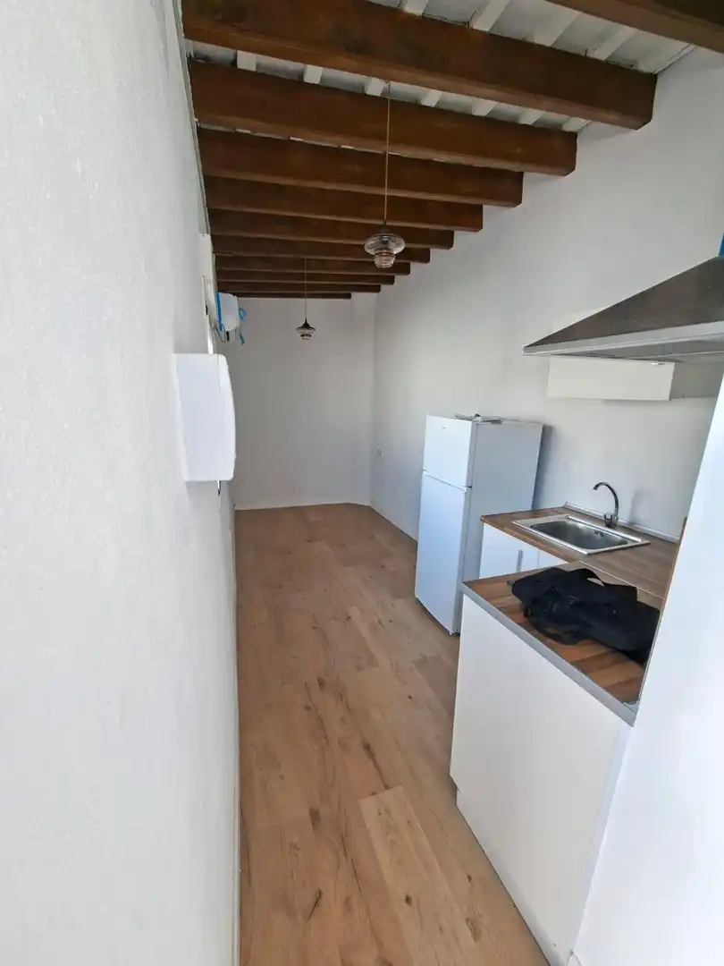Cuina de Estudi en venda en Sevilla amb Aire condicionat