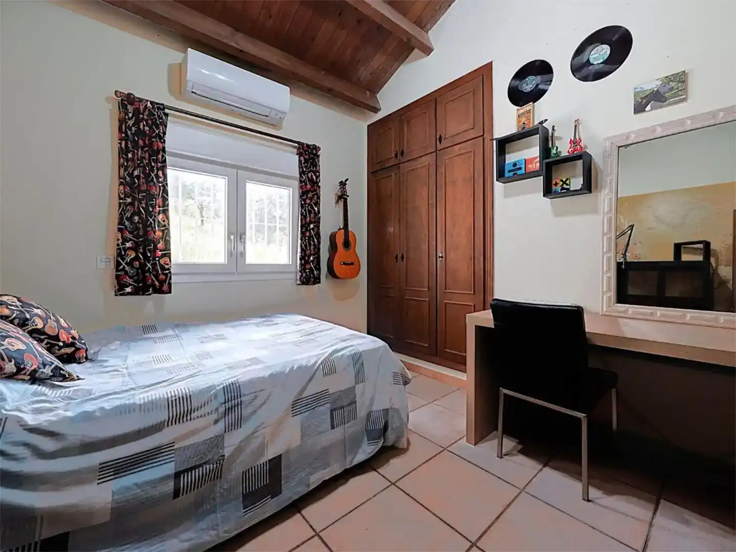 Schlafzimmer von Wohnung zum Verkauf in Coín mit Klimaanlage und Schwimmbad
