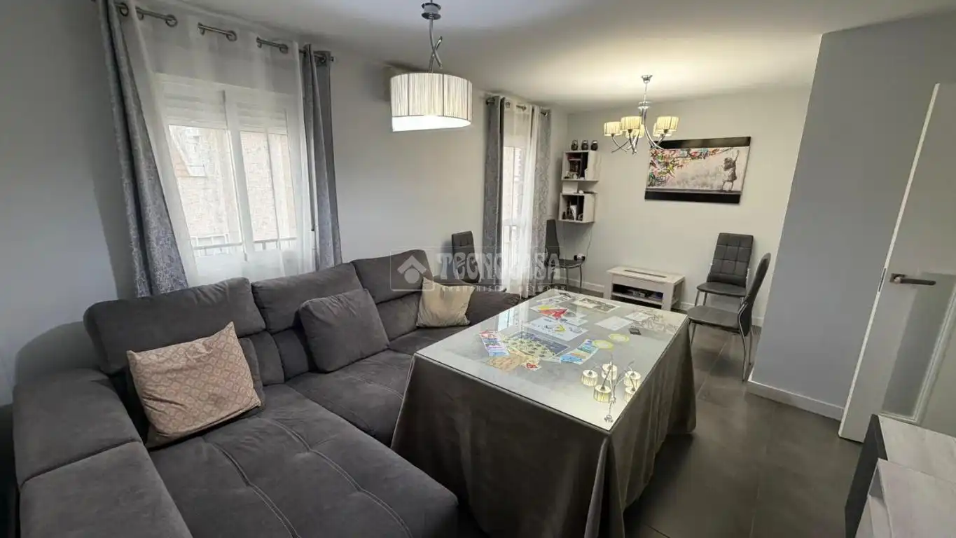 Sala de estar de Piso en venta en Jaén con Aire acondicionado