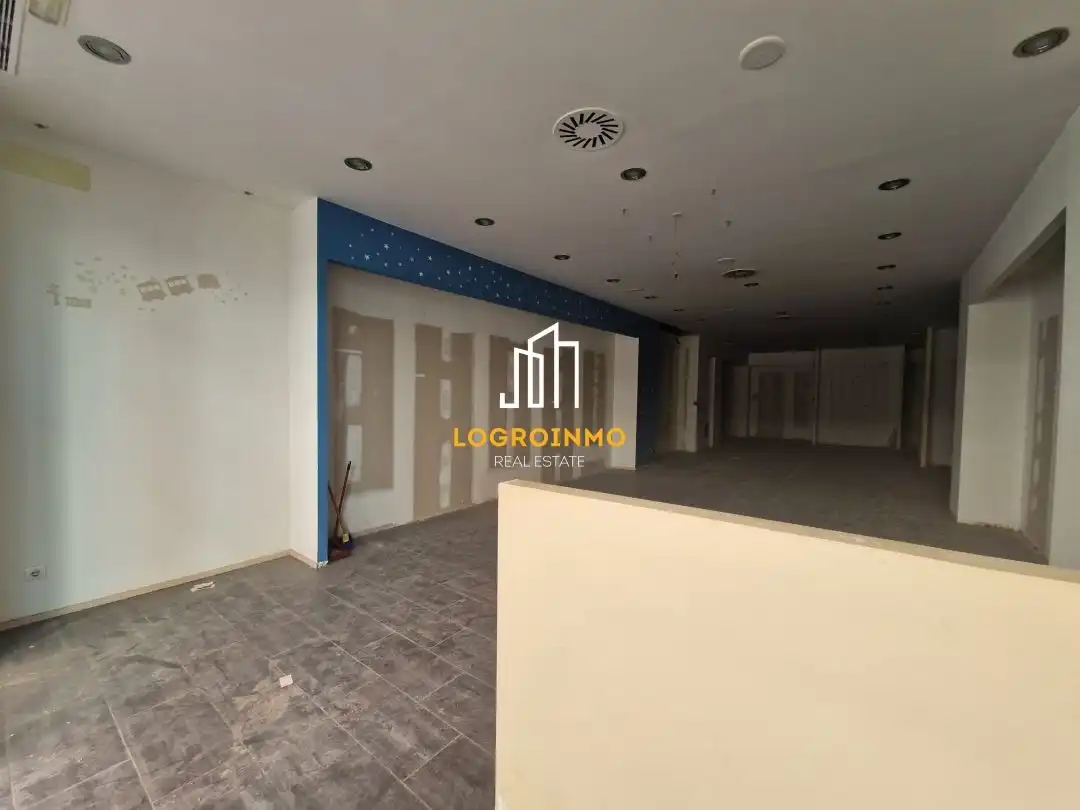 Local comercial en alquiler en Centro, imagen 6