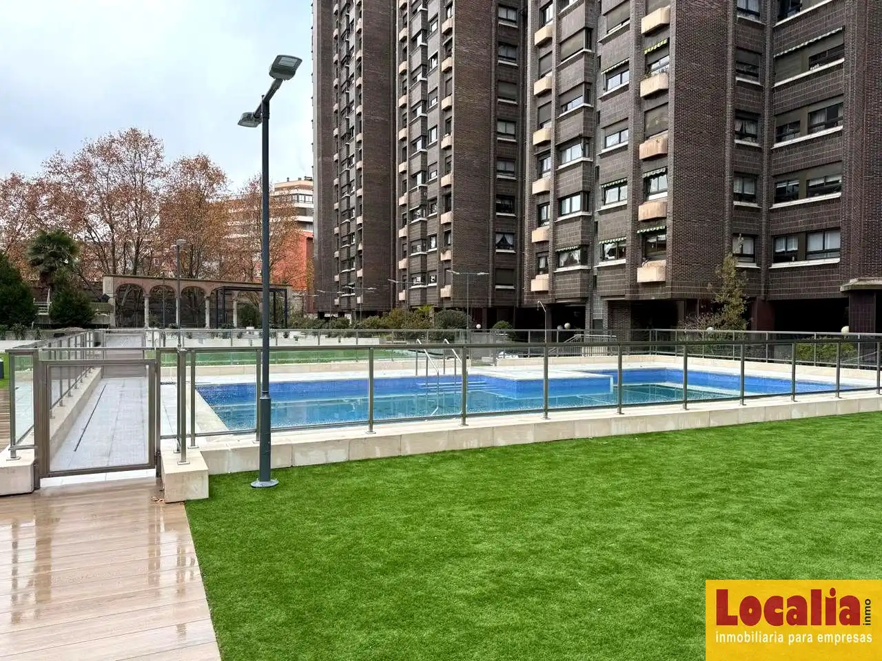 Swimming pool of Flat for rent in Valladolid  with Terrace, Storage room and Furnished