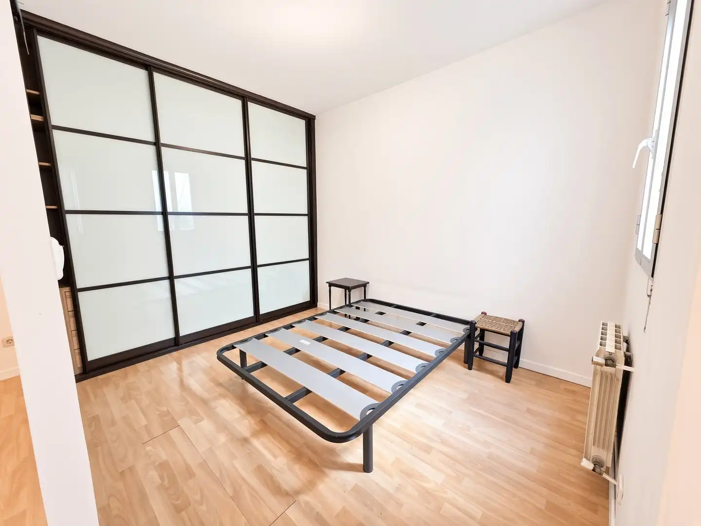 Bedroom of Flat for sale in Madrid  with Air Conditioner, Heating and Washing machine