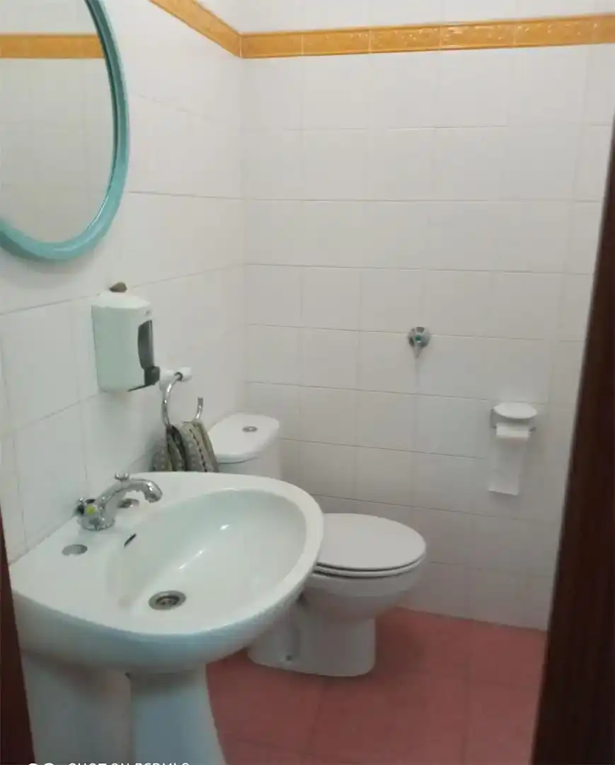 Bany de Nau industrial en venda en Linares