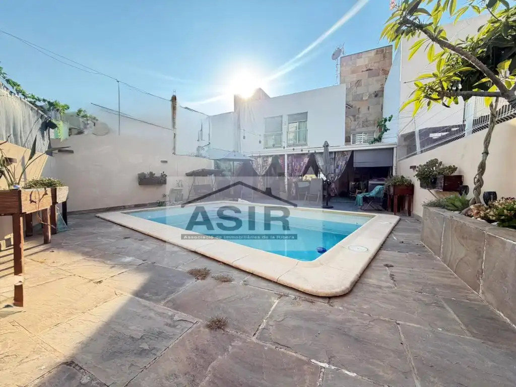 Piscina de Casa o xalet en venda en Alzira amb Terrassa i Piscina