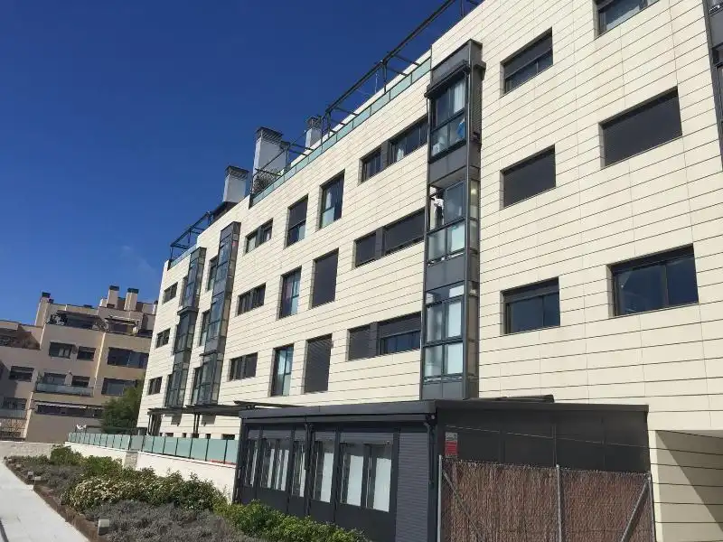 Aparcamiento con ascensor en venta en MONASTERIO MONTESCLAROS, imagen 4