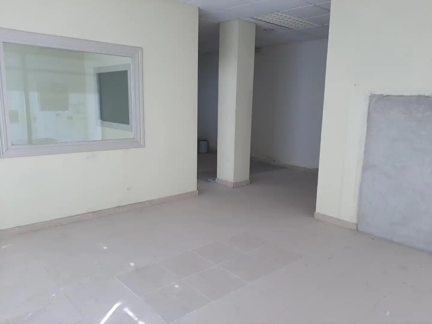 Locale commerciale in vendita a Calle Jacinto Benavente 7, imagen 3