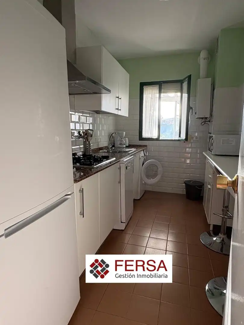 Kitchen of Flat for rent in El Puerto de Santa María  with Air Conditioner, Private garden and Furnished