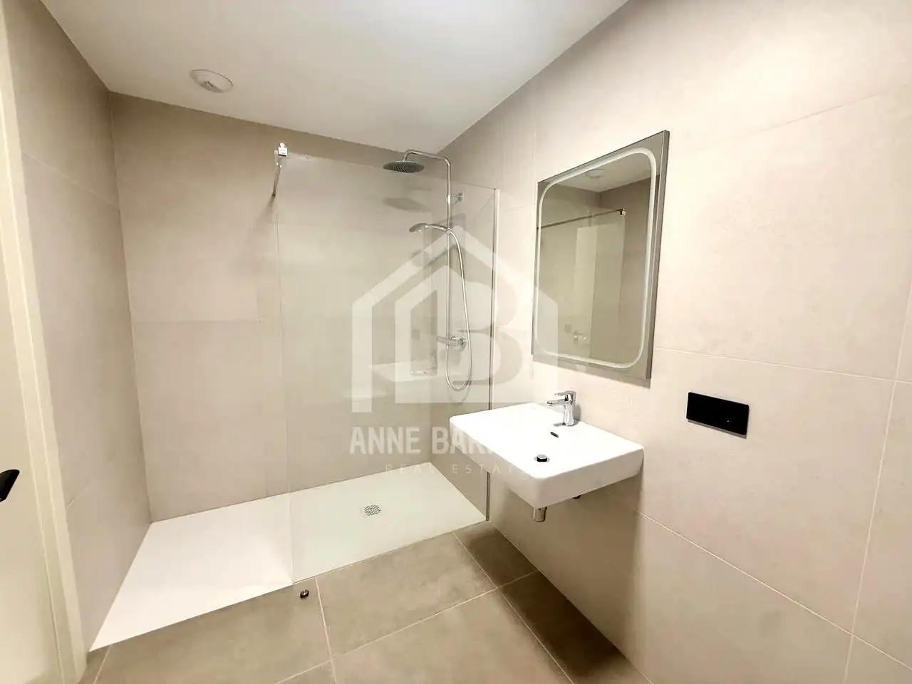 Bathroom of Ground floor for rent in Los Abrigos