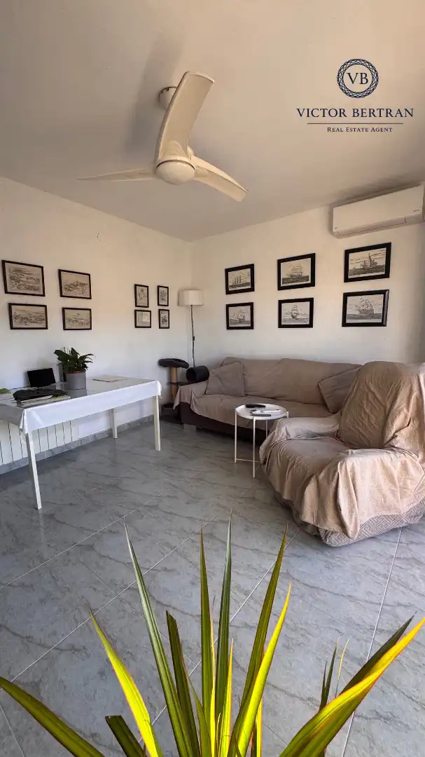 Wohnzimmer von Dachboden zum Verkauf in Premià de Mar mit Klimaanlage, Ofen und Balkon