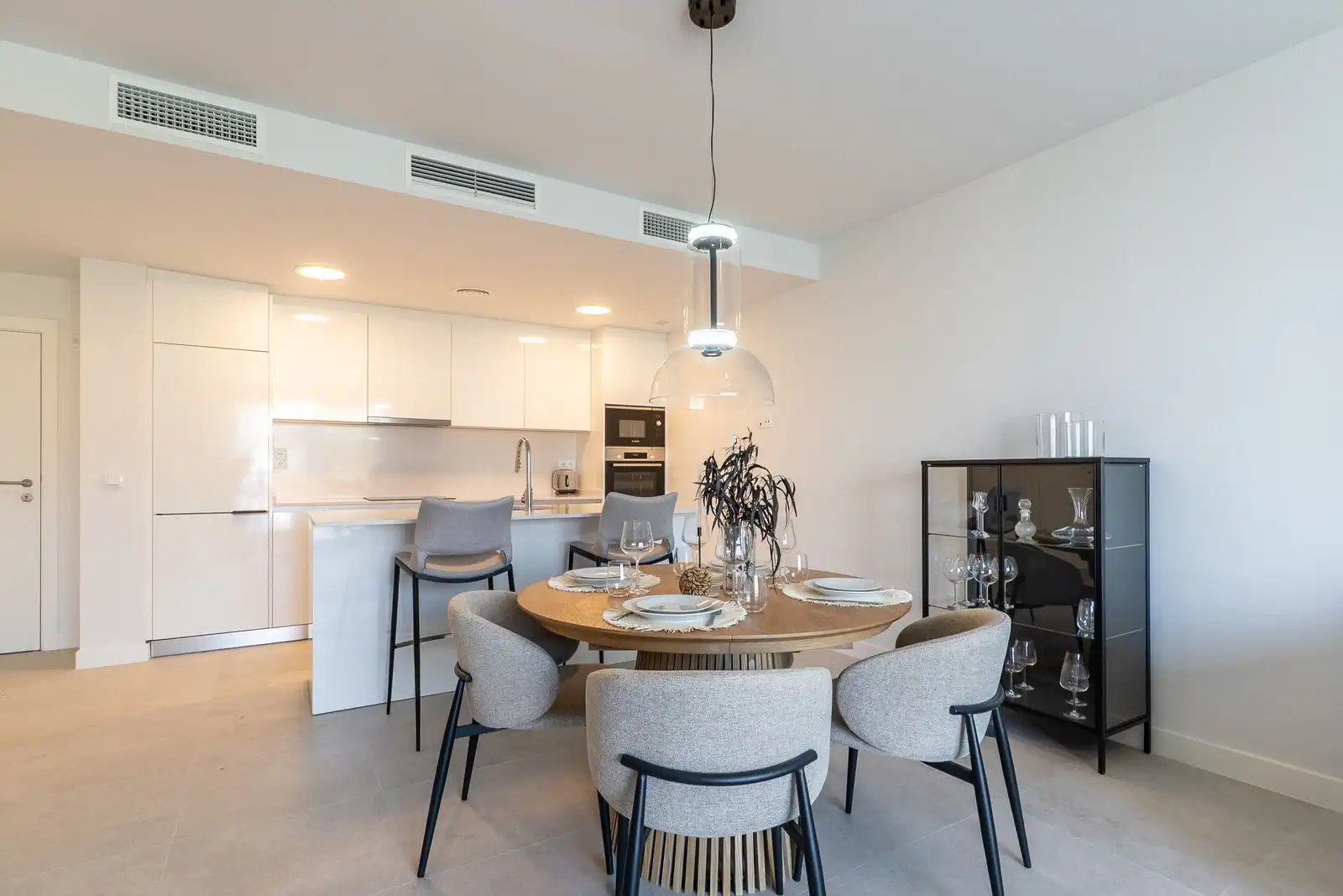 Apartament amb piscina en venda a Calle Eslovenia 29, imagen 3