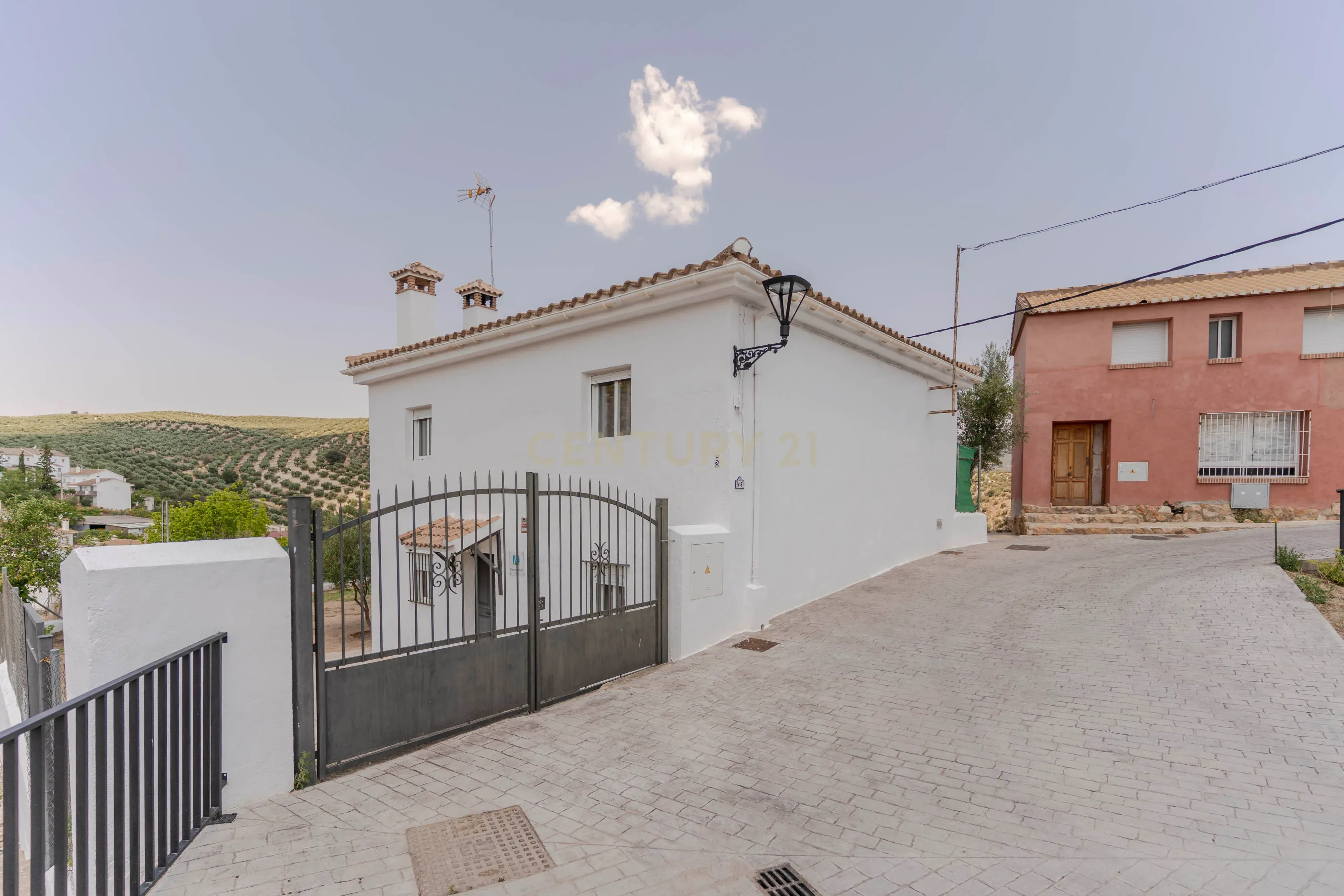 Exterior view of House or chalet for sale in Colomera  with Private garden, Storage room and Swimming Pool