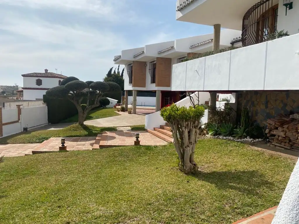 Chalet con piscina en venta en Calle Aceituno, imagen 70
