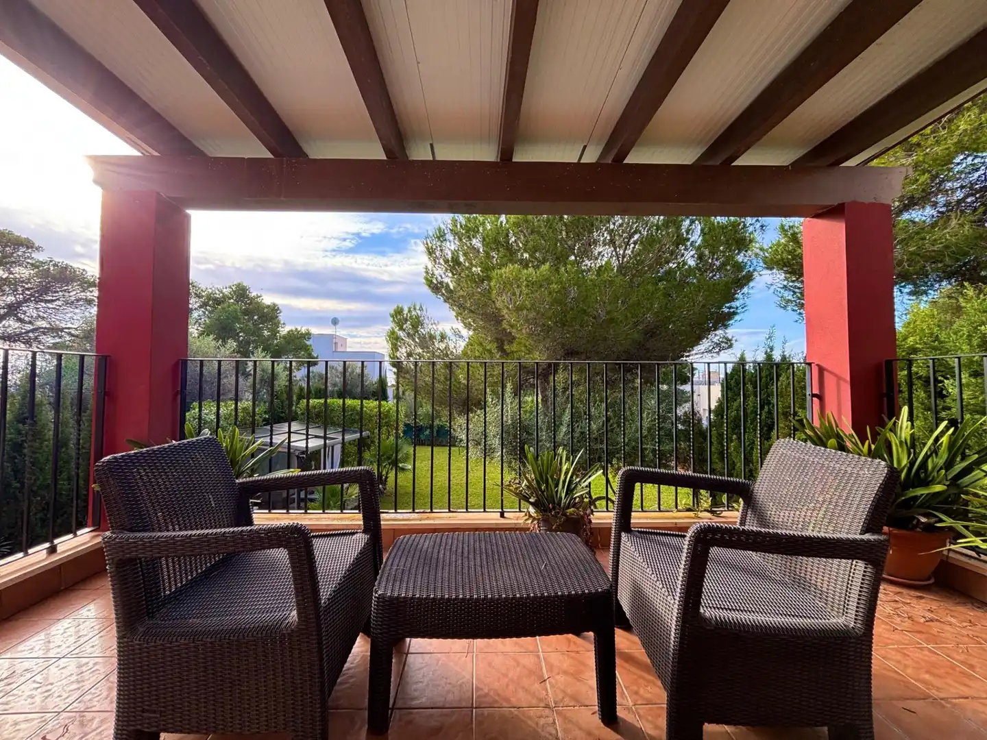 Terrasse von Einfamilien-Reihenhaus zum Verkauf in Llucmajor mit Heizung, Privatgarten und Terrasse
