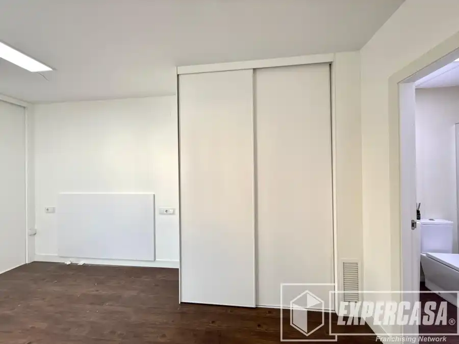 Bedroom of Houses for sale in Domeño  with Air Conditioner and Terrace