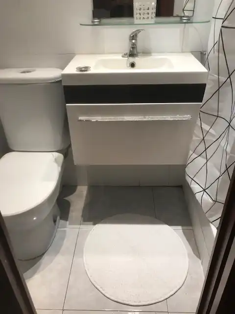 Bany de Pis en venda en Barcelona amb Aire condicionat, Parquet i Moblat