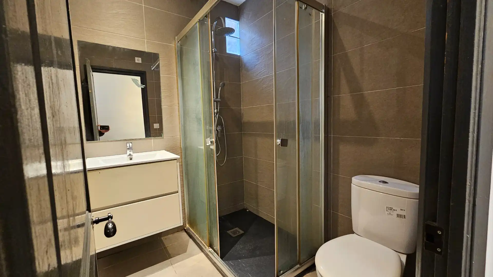 Baño de Finca rústica en venta en Agullana con Calefacción, Jardín privado y Parquet