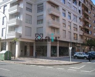 Vista exterior de Garatge en venda en  Logroño