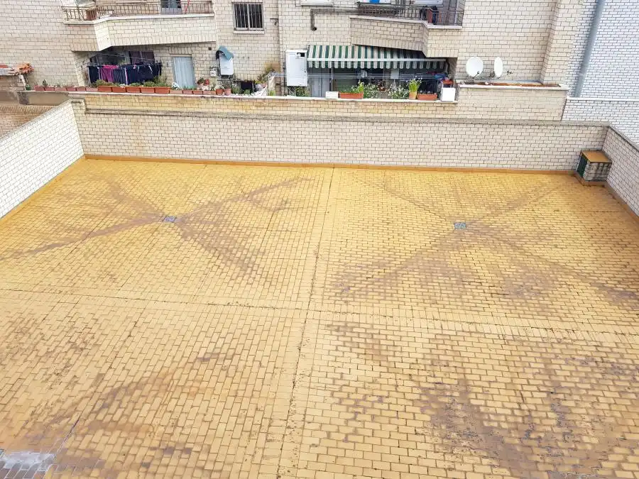 Dúplex amb ascensor en venda a Calle Juan Madrazo, imagen 4