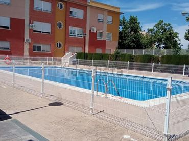 Pis amb piscina en venda a Avenida DESCUBRIMIENTOS