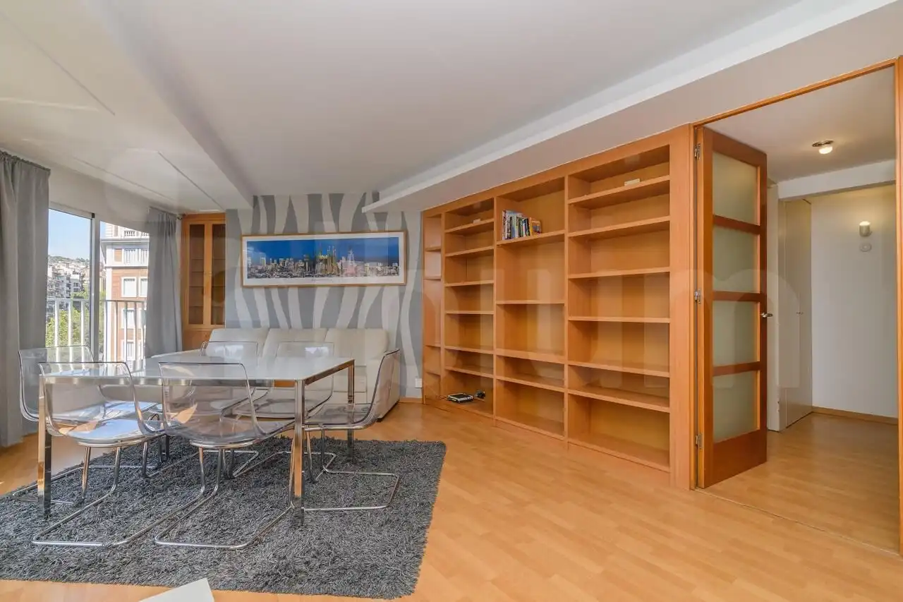 Wohnzimmer von Wohnung zum Verkauf in Barcelona mit Klimaanlage, Parkett und Möbliert