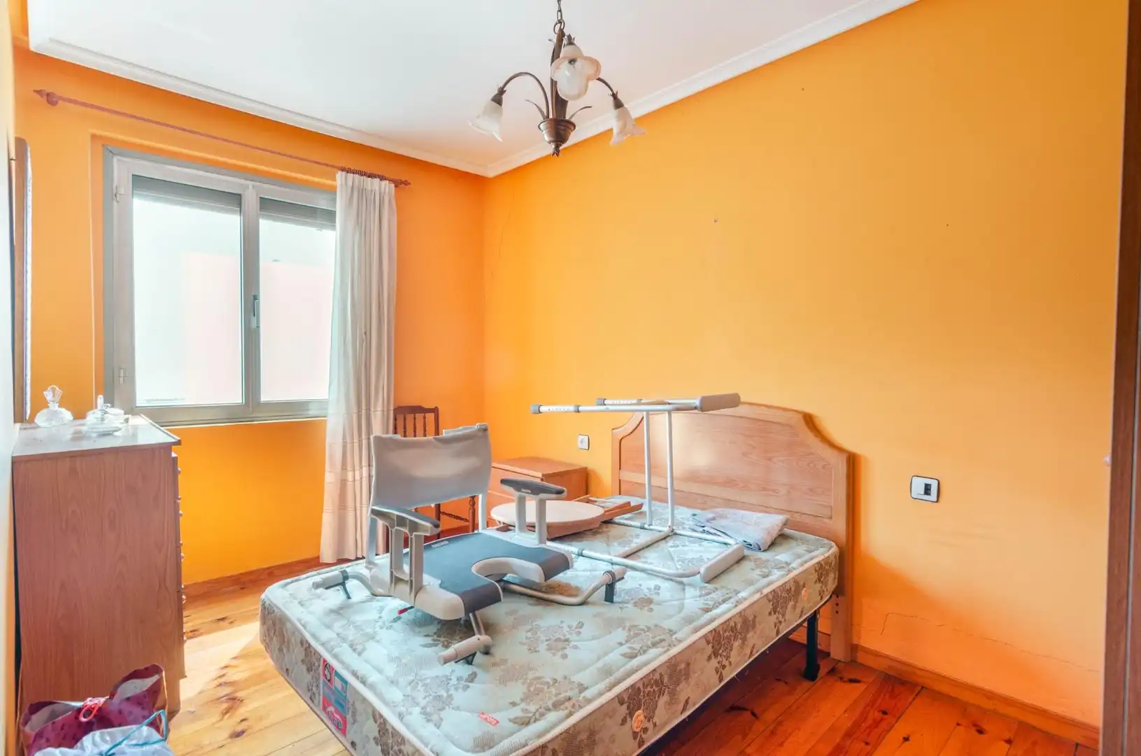 Schlafzimmer von Gebäude zum Verkauf in Oviedo 