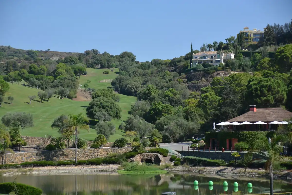 Casa con piscina en venta en Benahavís - BenahavÃÂ­s,Centro,Avenida de Andalucia, imagen 6