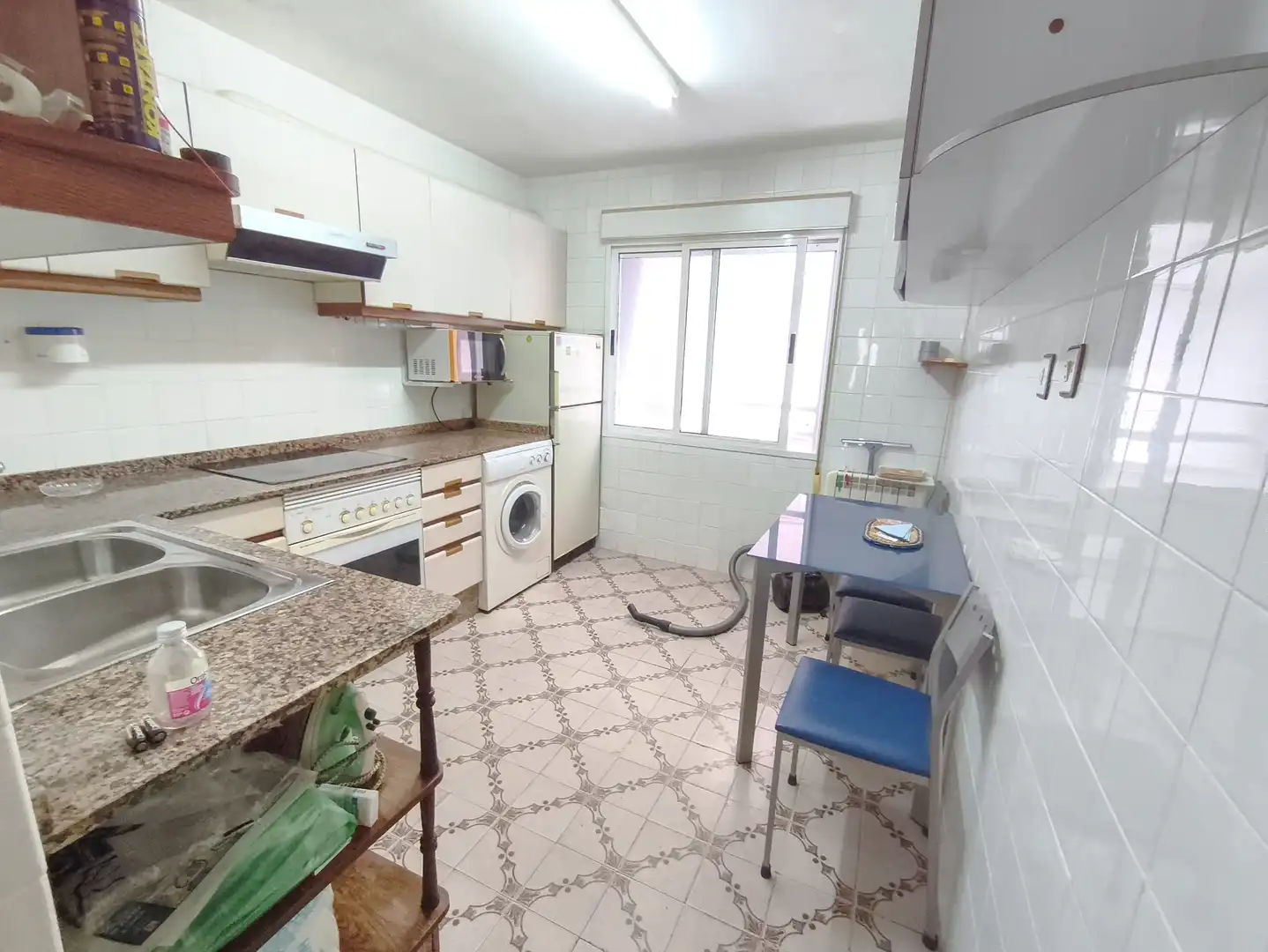 Küche von Wohnung zum Verkauf in Avilés mit Heizung und Möbliert